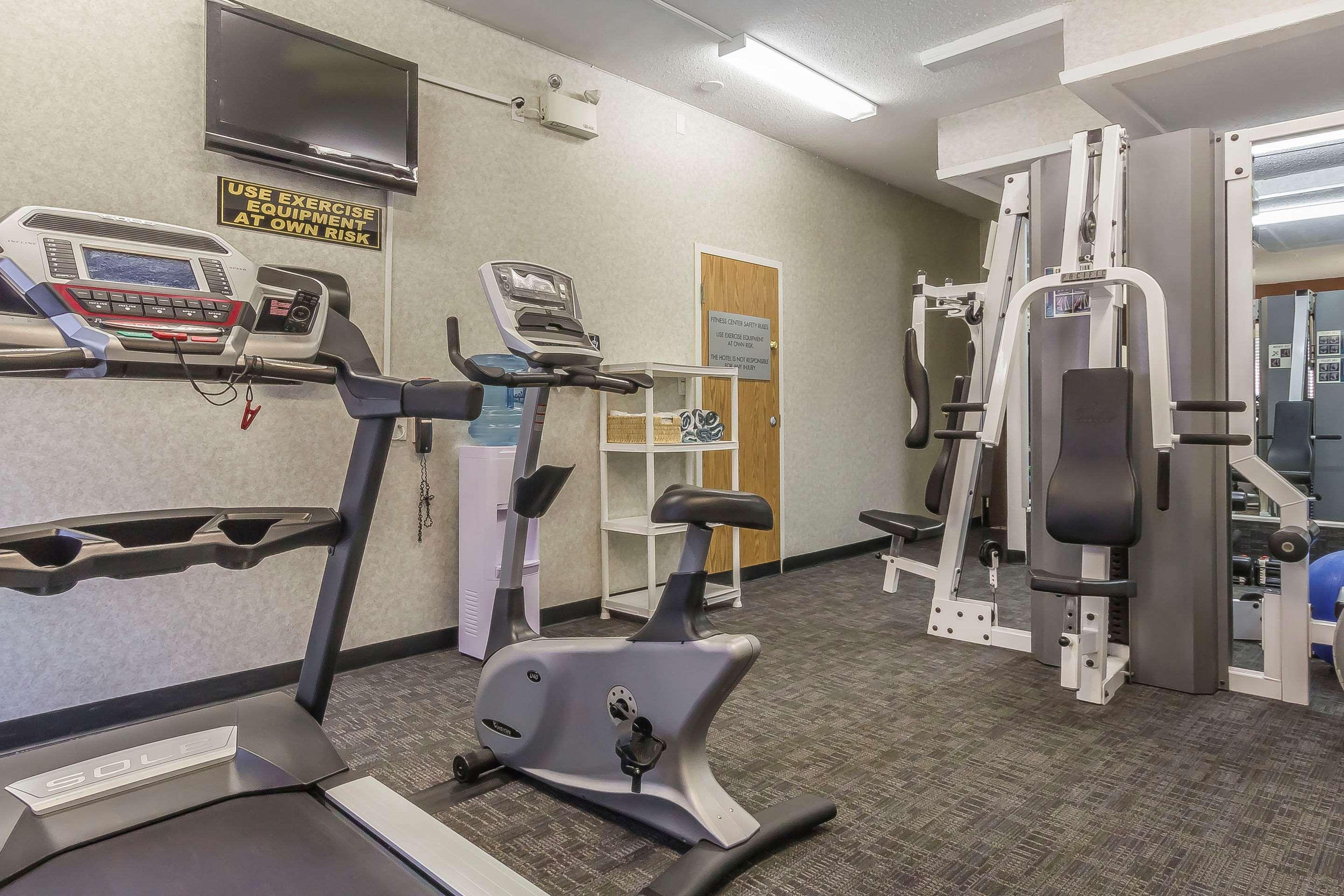 Comfort Inn & Suites Medicine Hat Esterno foto